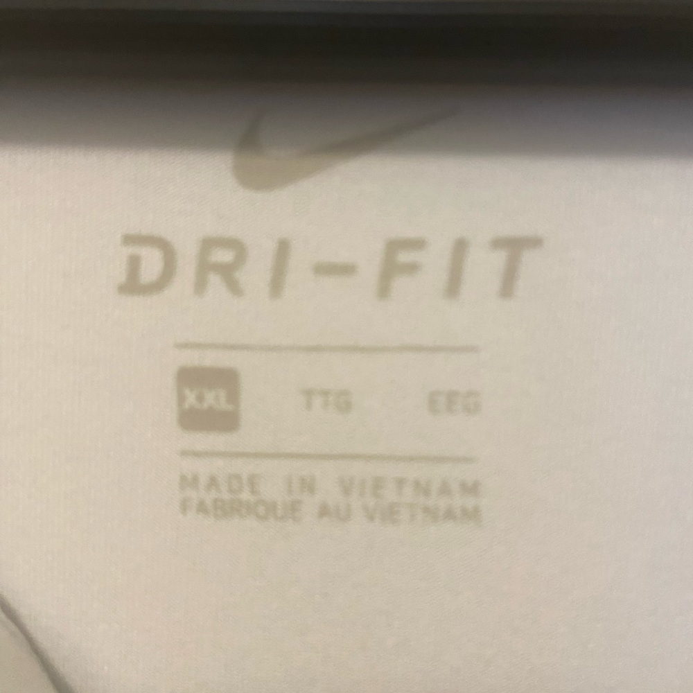 New Nike Golf grey/silver logo Drifit Polo XXL - Picture 3 of 4